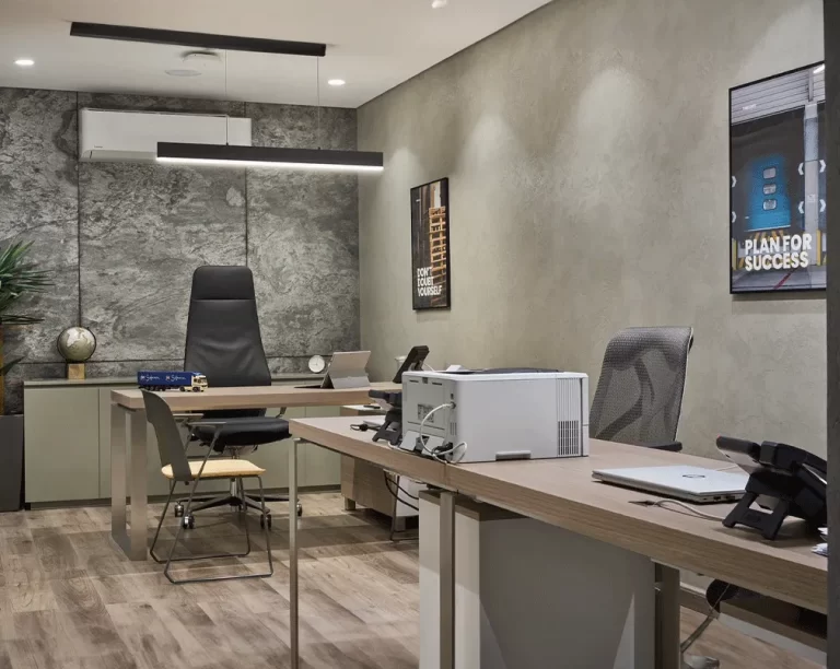 G+M Office & Warehouse Three Lines